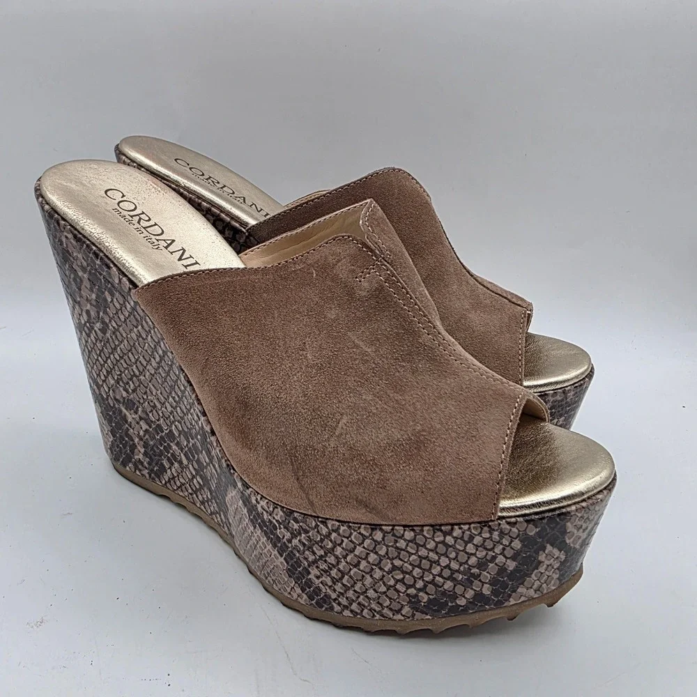 Cordani Onyx Tortora Python Print Suede Wedge Sandals Made in Italy Size 41